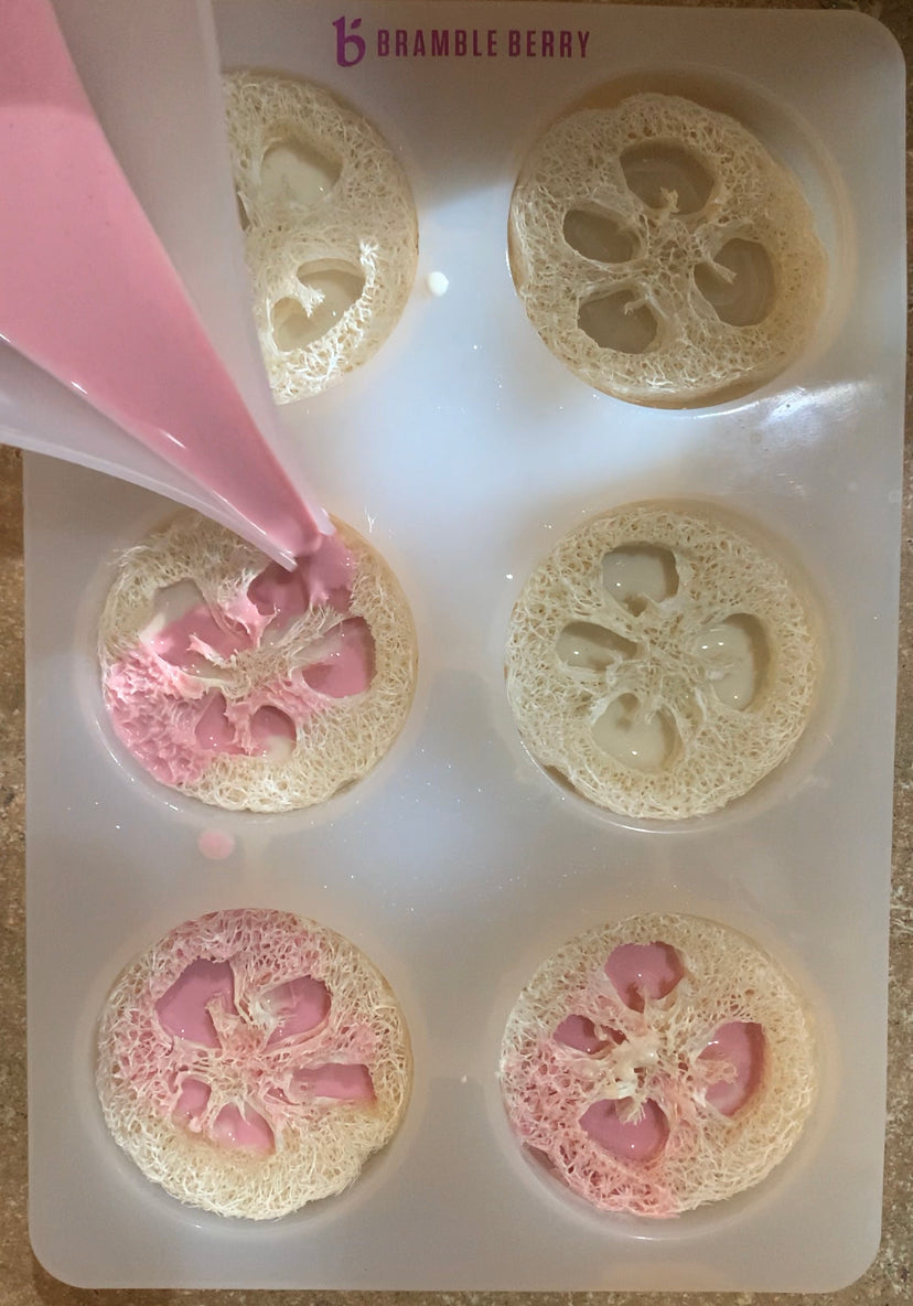 Rich and Creamy Goat Milk Loofah Bars: Gently Exfoliate and Nourish Your Skin